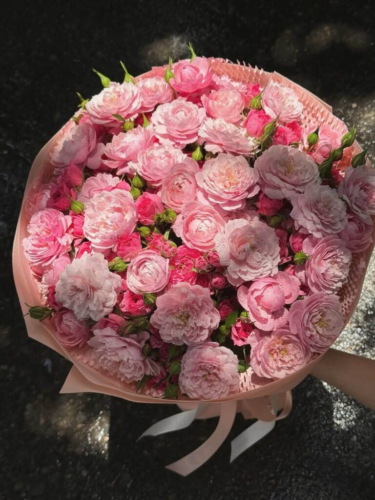 Bó hoa sinh nhật hiện đại, sang trọng