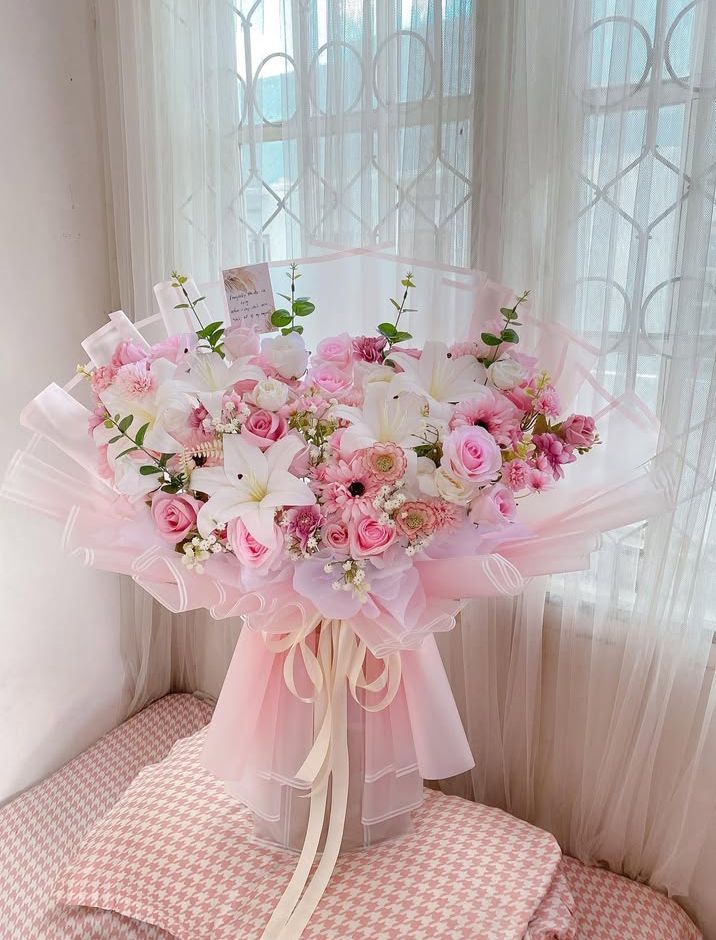 Lẵng hoa đẹp sinh nhật tone màu pastel